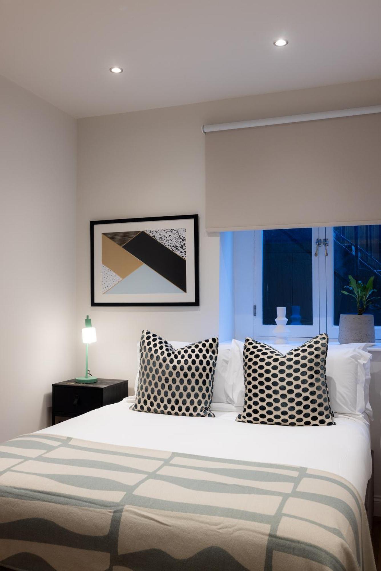 The Maddox - Serviced Apartment